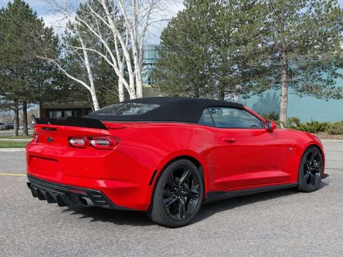 Used 2019 Chevrolet Camaro SS image 8