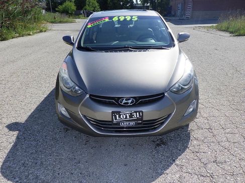 Used 2013 Hyundai Elantra Limited w/ Technology Pkg FWD image 4