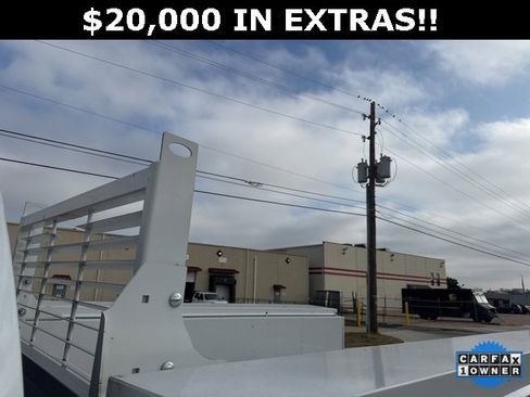 Used 2024 RAM 3500 Tradesman w/ Chrome Appearance Group image 13