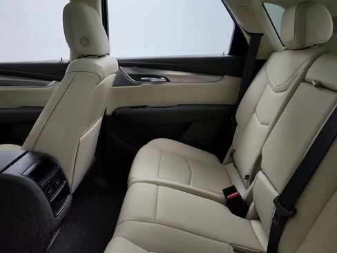 Certified 2023 Cadillac XT5 Premium Luxury image 21