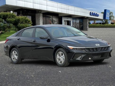 New 2026 Hyundai Elantra SE image 10