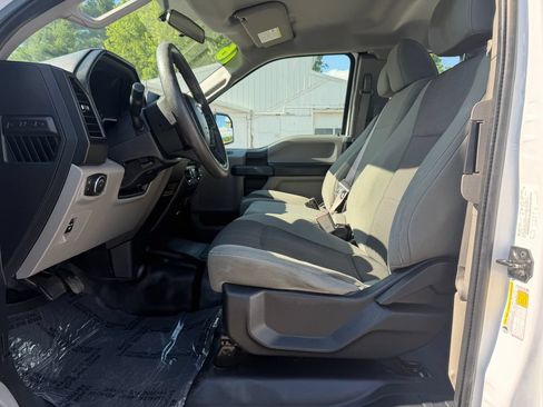 Used 2016 Ford F150 XL w/ Equipment Group 101A Mid AWD/4WD image 19