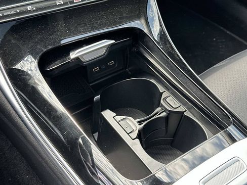 Used 2025 Mercedes-Benz C 300 4MATIC Sedan image 13