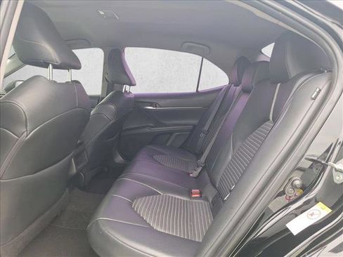 Used 2018 Toyota Camry SE image 15