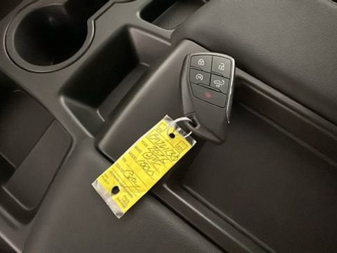 New 2026 GMC Sierra 1500 SLE RWD image 23