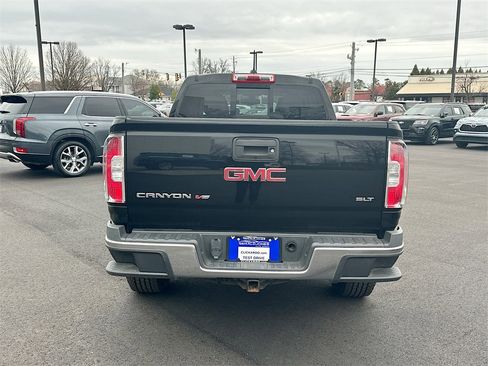 Used 2018 GMC Canyon SLT image 15