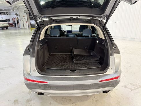 Used 2021 Lincoln Corsair Reserve w/ Elements Package image 28