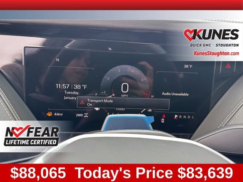 New 2026 GMC Yukon XL Elevation w/ Elevation Premium Package image 13