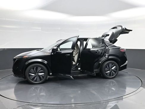 Used 2023 Nissan Ariya FWD image 48
