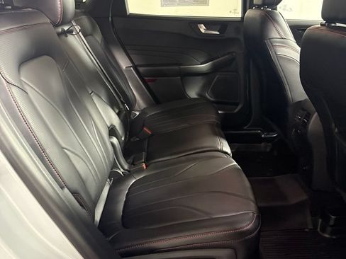 Used 2025 Ford Escape ST-Line Elite w/ Premium Technology Package AWD/4WD image 19