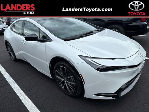 Used 2025 Toyota Prius Limited w/ Limited Premium Package image 1