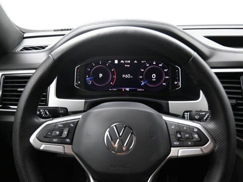 Used 2023 Volkswagen Atlas Cross Sport SEL R-Line AWD/4WD image 13