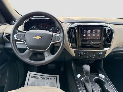 Used 2023 Chevrolet Traverse LS image 22