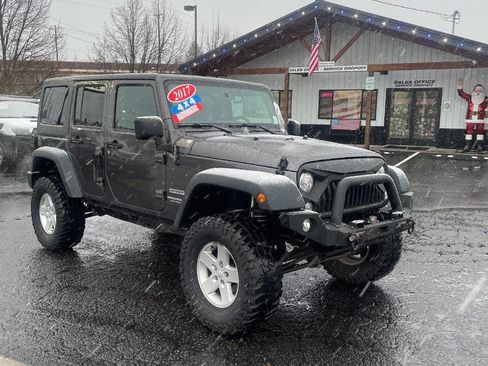 Used 2017 Jeep Wrangler Unlimited Sport w/ Quick Order Package 24S image 7