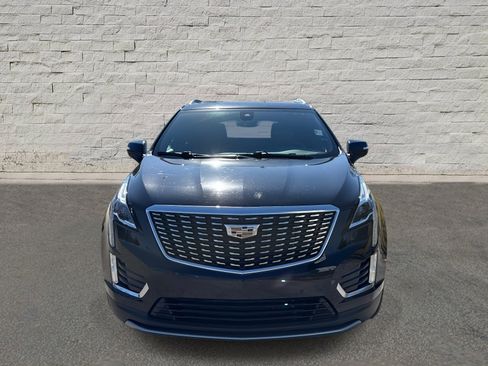 Used 2021 Cadillac XT5 Premium Luxury image 2
