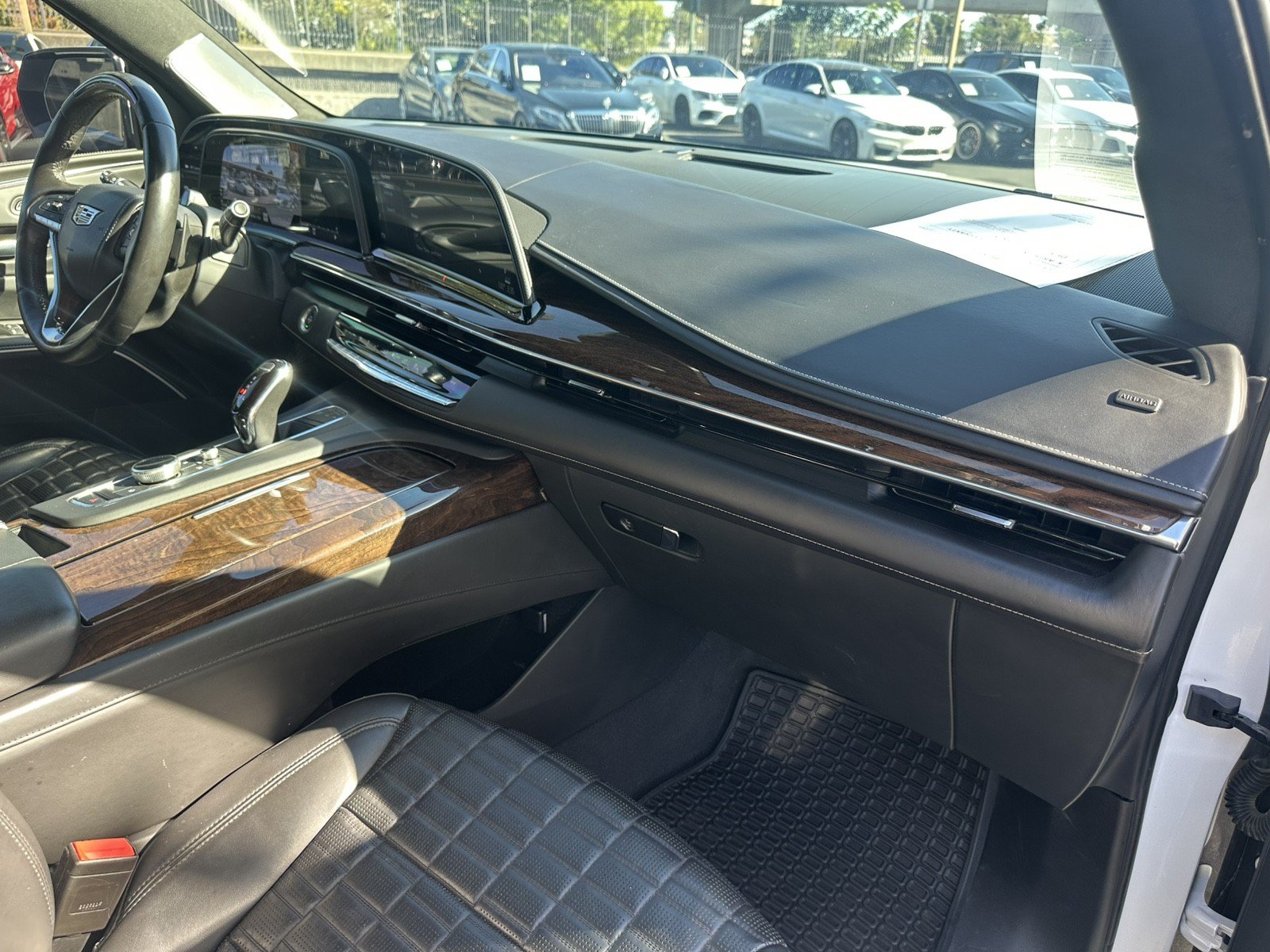 Used 2021 Cadillac Escalade Sport Platinum w/ LPO, ONYX Package AWD/4WD image 20