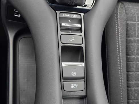 New 2027 Honda HR-V LX image 23