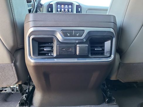 Used 2021 Chevrolet Silverado 2500 LTZ w/ LTZ Convenience Package AWD/4WD image 16
