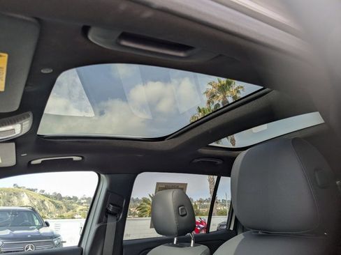 Used 2026 Mercedes-Benz GLB 250 image 15