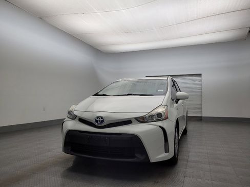 Used 2015 Toyota Prius V Four image 15