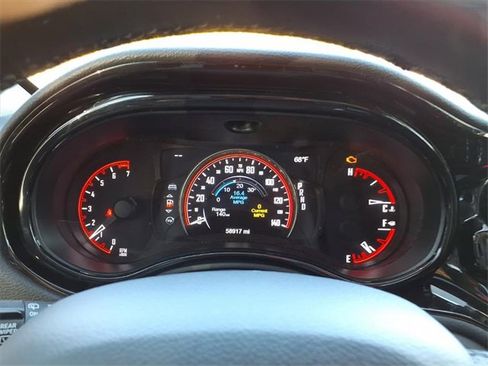Used 2022 Dodge Durango GT image 18