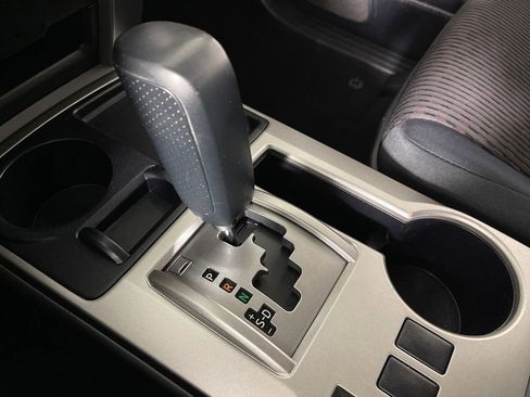 Used 2013 Toyota 4Runner SR5 w/ Convenience Pkg image 22