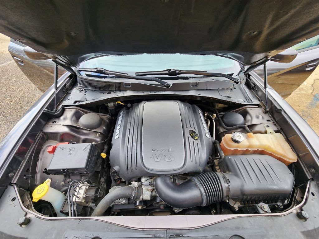 Used 2014 Dodge Charger R/T RWD image 11