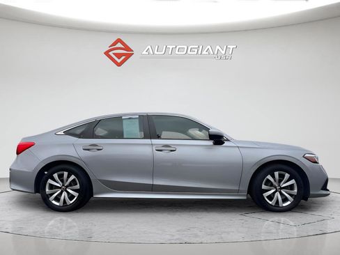 Used 2023 Honda Civic LX image 9