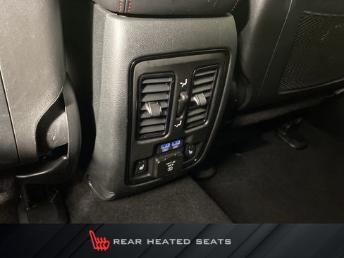 Used 2025 Dodge Durango R/T AWD/4WD image 35