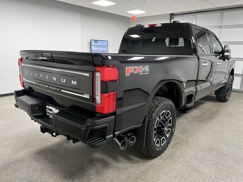 Used 2024 Ford F350 Platinum image 11