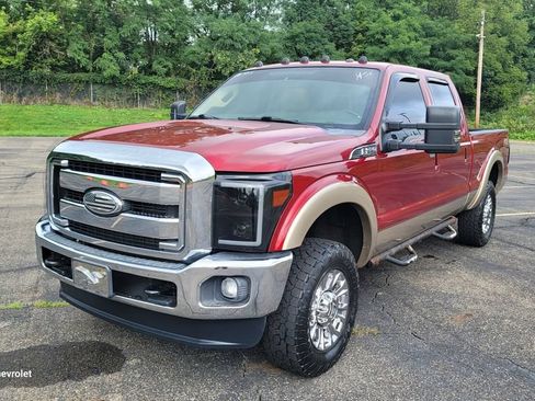 Used 2014 Ford F250 Lariat w/ FX4 Off-Road Package AWD/4WD image 5