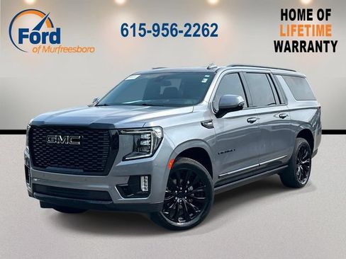 Used 2022 GMC Yukon XL Denali AWD/4WD image 1