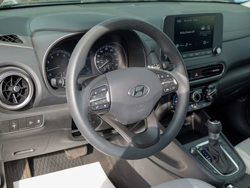 Used 2023 Hyundai Kona SEL AWD/4WD image 19