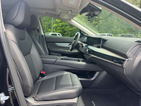 Used 2025 Nissan Murano SL image 15