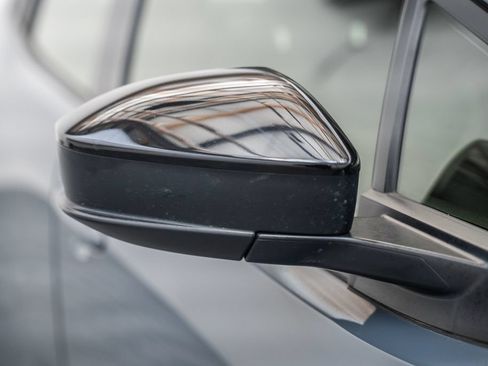 Certified 2023 Toyota Prius XLE FWD image 15