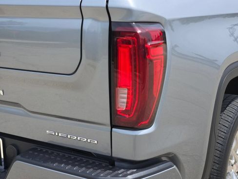 Used 2024 GMC Sierra 1500 Denali w/ Technology Package AWD/4WD image 13