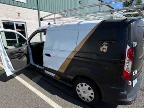 Used 2019 Ford Transit Connect XL FWD image 2