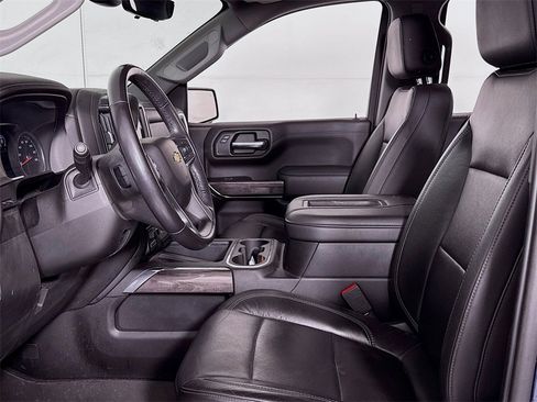 Used 2020 Chevrolet Silverado 1500 LTZ w/ LTZ Premium Package image 11