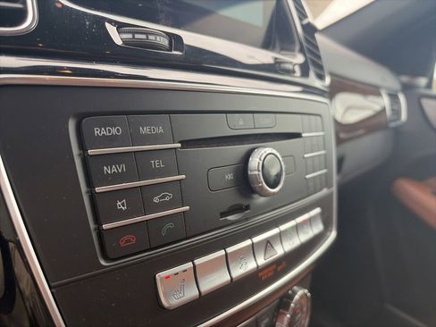 Used 2017 Mercedes-Benz GLE 43 AMG 4MATIC image 23