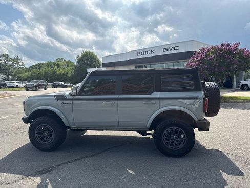 Used 2021 Ford Bronco Outer Banks AWD/4WD image 6