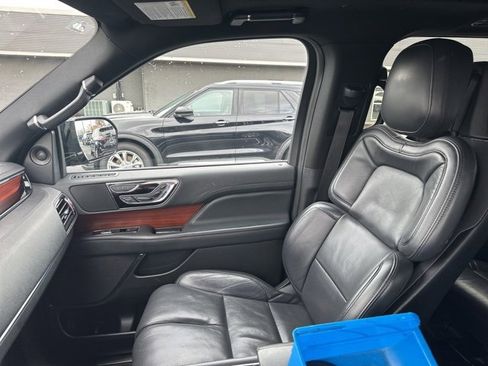 Used 2023 Lincoln Navigator Reserve image 26