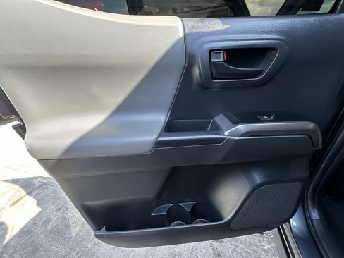 Used 2022 Toyota Tacoma SR5 image 29