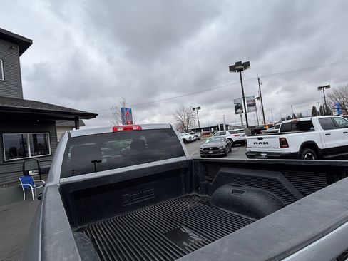 Used 2024 RAM 2500 Big Horn AWD/4WD image 10