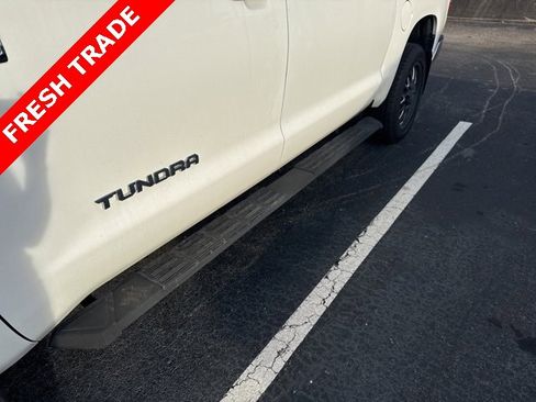 Used 2018 Toyota Tundra SR5 w/ SR5 Upgrade Package image 6