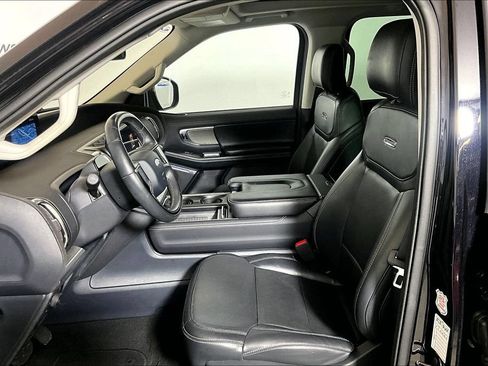 Certified 2025 Ford Expedition Platinum AWD/4WD image 20