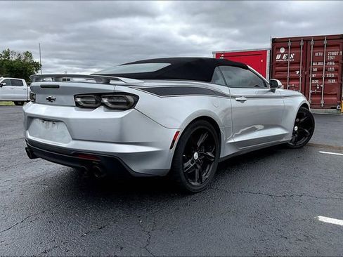 Used 2019 Chevrolet Camaro SS RWD image 4