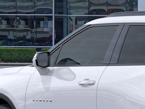 New 2025 Chevrolet Blazer LT w/ Sound & Technology Package image 12