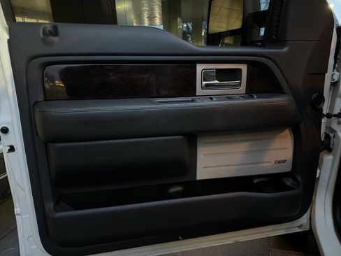 Used 2013 Ford F150 Platinum image 17