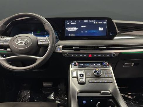 Used 2025 Hyundai Palisade Calligraphy AWD/4WD image 11