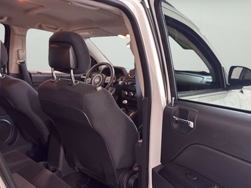 Used 2015 Jeep Compass Sport w/ Power Value Group AWD/4WD image 13
